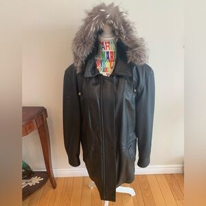 Vintage The Olde Hide House Women's Black Leather Jacket Canadian Made 🇨🇦